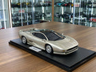 GT Spirit 1:18 Resin Jaguar XJ220 1992 Gold Limited Edition Model - detailed collector display model