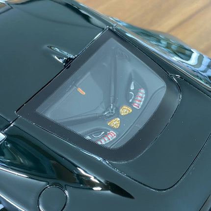 GT Spirit Aston Martin Victor 2021 1/18 Resin Model Dark Green Limited Edition - collector edition scale model