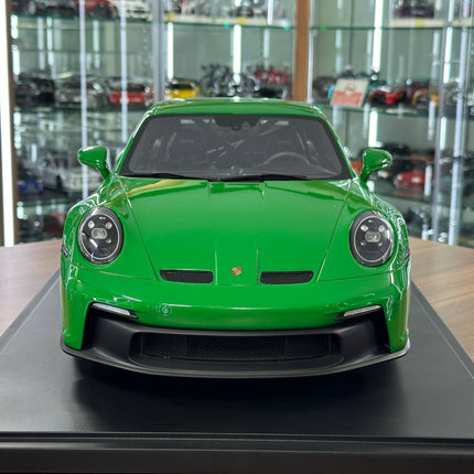 GT Spirit Porsche 911 GT3 1:8 Resin Model Green Limited 300 Pcs - studio product photo of the scale model