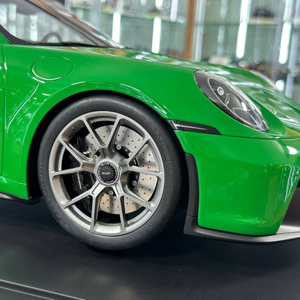 GT Spirit Porsche 911 GT3 1:8 Resin Model Green Limited 300 Pcs - detailed die-cast style model
