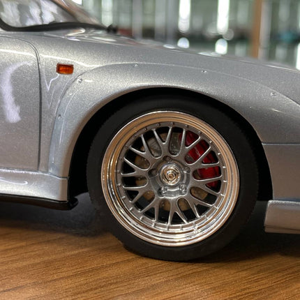 GT Spirit Porsche 911 (993) GT 1995 1/18 Silver Resin Model Limited 504 Pcs - collector edition scale model