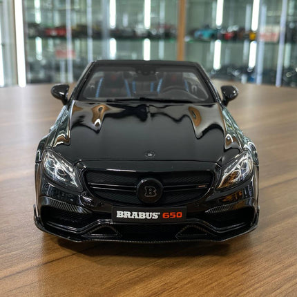 GT Spirit Mercedes BRABUS 650 C63 S 1/18 Black Resin - studio product photo of the scale model