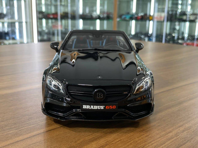 GT Spirit Mercedes BRABUS 650 C63 S 1/18 Black Resin - studio product photo of the scale model