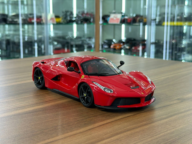 Bburago Ferrari La Ferrari 1/18 Diecast Model Car Red - detailed collector display model