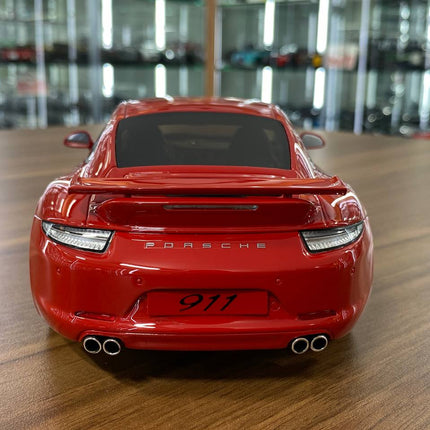 GT Spirit Porsche 911 (991) Carrera S 1:18 Red Resin Model Car - premium collector scale model