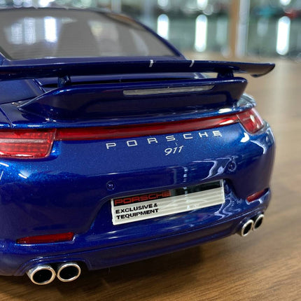 GT Spirit 1/18 Resin Porsche 911 Carrera 4S 5M FANS Blue - scale model for display
