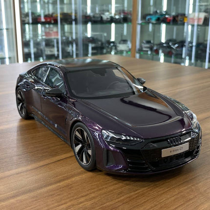 GT Spirit 1/18 Audi RS E-Tron GT Dark Purple Resin Limited 999 - detailed collector display model