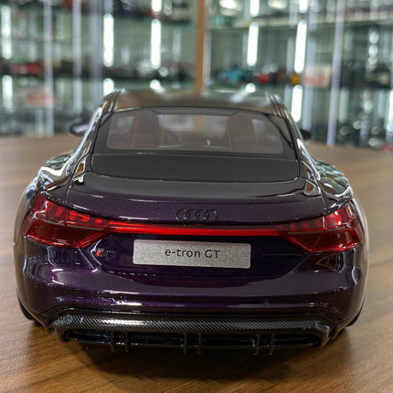 GT Spirit 1/18 Audi RS E-Tron GT Dark Purple Resin Limited 999 - premium collector scale model