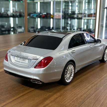 GT Spirit 1/18 Resin Mercedes Benz S 65 AMG W222 2016 Silver - fine detailed model replica