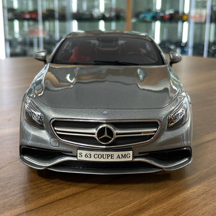 GT Spirit Mercedes Benz S 63 AMG 1/18 Resin Diecast Model Grey Limited 1000 pcs - studio product photo of the scale model