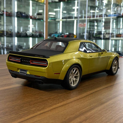 GT Spirit 1/18 Dodge Challenger R/T 50th Anniversary 2020 Resin Model Gold/Matt Black - collectible scale model car