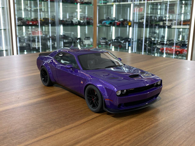 GT Spirit 1:18 Resin Dodge Challenger R/T Scat Pack Widebody 2019 Purple Limited Edition - detailed collector display model