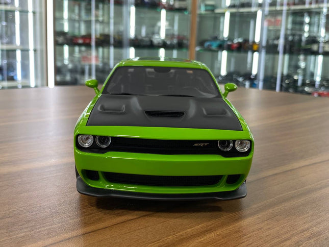 Dodge Challenger SRT Hellcat 2017 1:18 Green Matte Black Diecast Model Car | GT Spirit - studio product photo of the scale mo