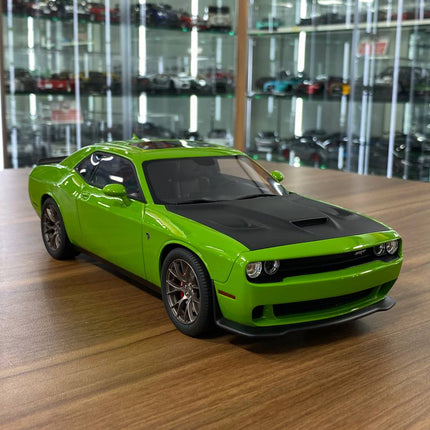 Dodge Challenger SRT Hellcat 2017 1:18 Green Matte Black Diecast Model Car | GT Spirit - detailed collector display model