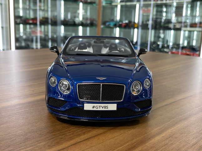 GT Spirit Bentley Continental GT V8 S 2015 1:18 Blue Resin Limited Model Car - studio product photo of the scale model