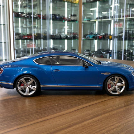 GT Spirit 1:18 Bentley Continental GT V8 S 2015 Blue Resin Model Limited Edition - collectible scale model car