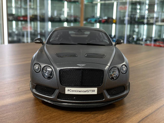 1:18 GT Spirit Bentley Continental GT3-R 2015 Resin Model Matt Grey - studio product photo of the scale model
