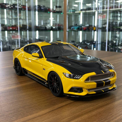 1/18 Resin GT Spirit FORD Mustang Shelby GT 2015 Yellow / Black stripes Limited 1050 pcs - detailed collector display model