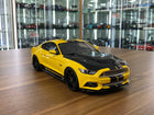 1/18 Resin GT Spirit FORD Mustang Shelby GT 2015 Yellow / Black stripes Limited 1050 pcs - detailed collector display model