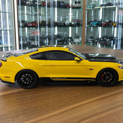1/18 Resin GT Spirit FORD Mustang Shelby GT 2015 Yellow / Black stripes Limited 1050 pcs - collectible scale model car