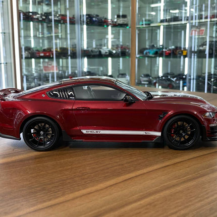 GT Spirit Ford Mustang Shelby Super Snake 2020 1:18 Red/White Stripe Resin Model - collectible scale model car