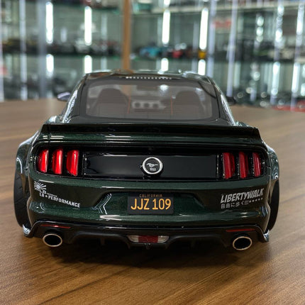 GT Spirit Ford Mustang Shelby GT500 LB Works 2020 Dark Green 1:18 Resin - premium collector scale model
