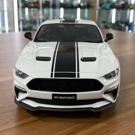 1/18 Resin GT Spirit Ford Mustang R-Spec 2021 White/Black Stripes Limited 111 - studio product photo of the scale model
