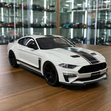1/18 Resin GT Spirit Ford Mustang R-Spec 2021 White/Black Stripes Limited 111 - detailed collector display model