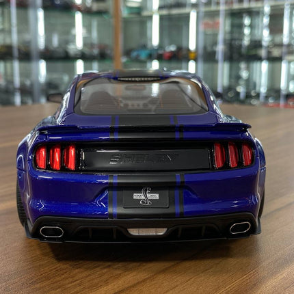GT Spirit Ford Mustang Shelby GT350 Widebody 2017 1:18 Resin Model Blue/Black Stripes - premium collector scale model