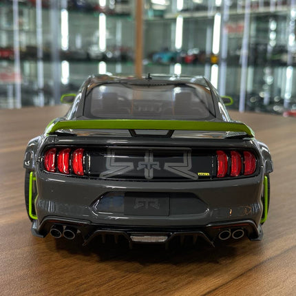 GT Spirit Ford Mustang RTR Spec-5 10th Anniversary 2021 1/18 Resin Model Grey/Green - premium collector scale model