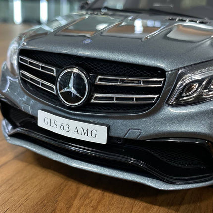 GT Spirit Mercedes-Benz AMG GLS 63 2016 1:18 Grey Metallic Diecast Model Car - collector edition scale model