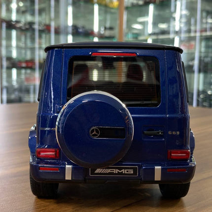 GT Spirit Mercedes-Benz AMG G 63 W464 1:18 Resin Model Blue Metallic - premium collector scale model