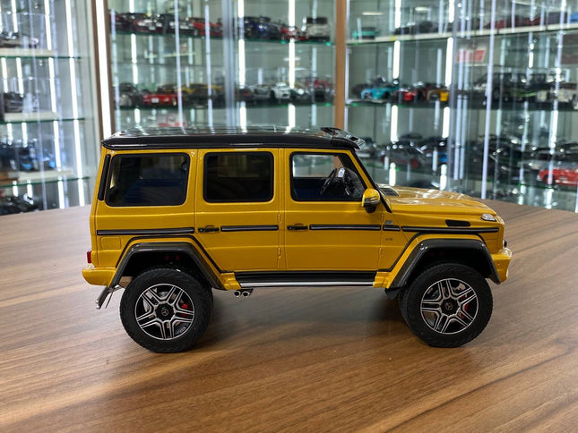 GT Spirit Mercedes Benz G500 4x4 Gold 1/18 Black/Yellow Resin Model - studio product photo of the scale model