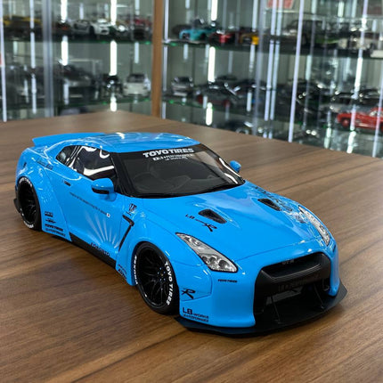 GT Spirit Nissan GT-R R35 Library Walk 1:18 Baby Blue Resin Model Car Limited Edition - detailed collector display model