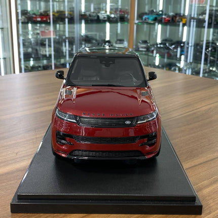 GT Spirit 1:18 Range Rover Sport P510E 2022 Firenze Red Resin Model - studio product photo of the scale model
