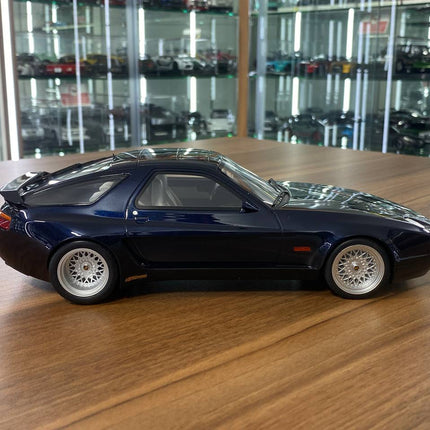 GT Spirit Porsche Koenig Specials 928 S Coupe 1981 1:18 Midnight Blue Resin Model - collectible scale model car