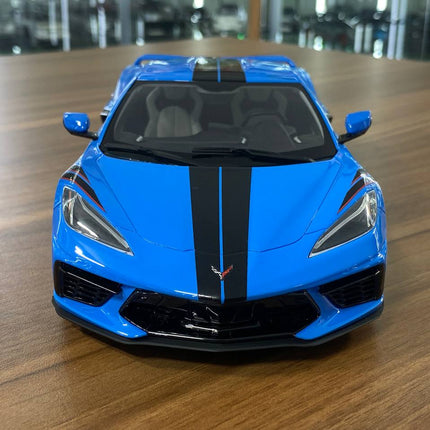 GT Spirit 1:18 Chevrolet Corvette C8 2020 Resin Diecast Model Blue/Black Stripes Limited 999 Pcs - studio product photo of th