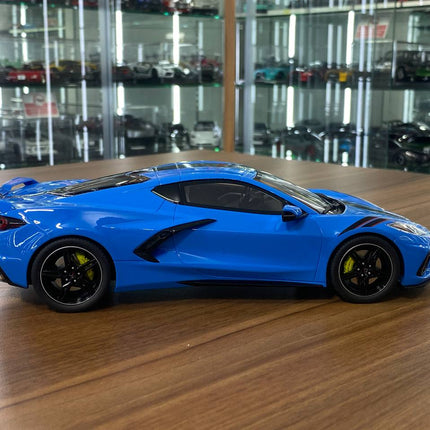 GT Spirit 1:18 Chevrolet Corvette C8 2020 Resin Diecast Model Blue/Black Stripes Limited 999 Pcs - collectible scale model ca