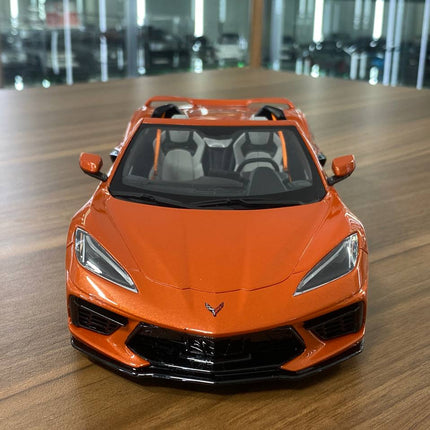 GT Spirit 1/18 Chevrolet Corvette C8 2021 Orange Resin Model Limited 999 Pcs - studio product photo of the scale model