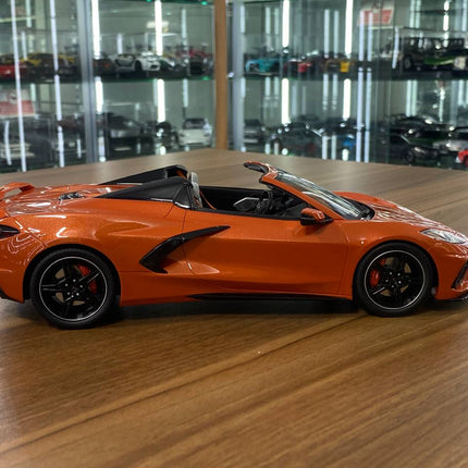 GT Spirit 1/18 Chevrolet Corvette C8 2021 Orange Resin Model Limited 999 Pcs - collectible scale model car