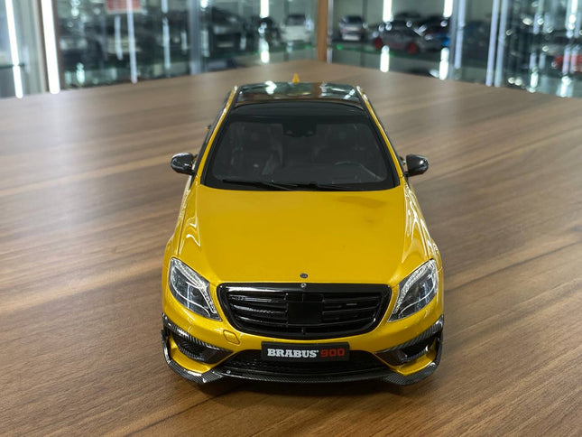 GT Spirit 1:18 Mercedes-Benz S65 BRABUS Rocket 900 Gold Resin Model Car - studio product photo of the scale model
