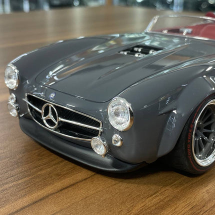 1/18 Resin GT Spirit Mercedes Benz - S-Klub Speedster by Slang500 and JONSIBAL (1964 SL 300) Grey Limited 1300 pcs - collecto