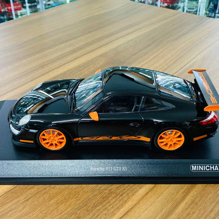 Minichamps Porsche 911 GT3 RS 2007 1:18 Diecast Model Black Orange - collectible scale model car