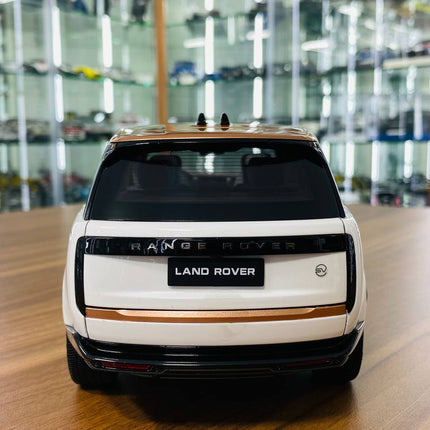 LCD Model Land Rover Range Rover 2022 - White with Gold Roof 1:18 Diecast Model Car - fine detailed model replica