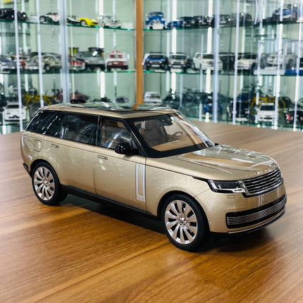 LCD Model Land Rover Range Rover 2022 Gold 1:18 Diecast Model Car - detailed collector display model