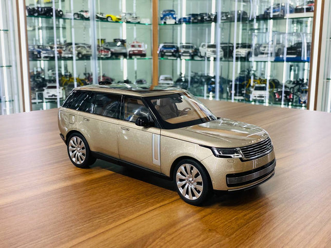 LCD Model Land Rover Range Rover 2022 Gold 1:18 Diecast Model Car - detailed collector display model