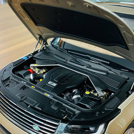 LCD Model Land Rover Range Rover 2022 Gold 1:18 Diecast Model Car - scale model for display