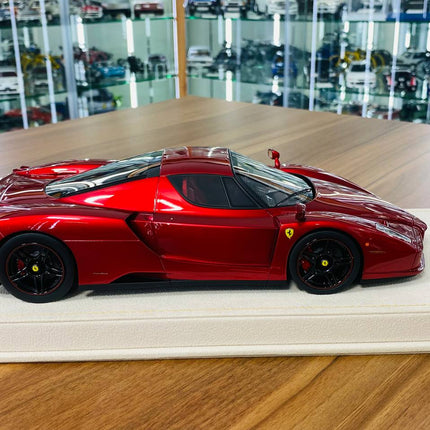 1/18 MR Collection Ferrari Enzo Rosso Efesto (deep red) black rims & red accent line - premium collector scale model