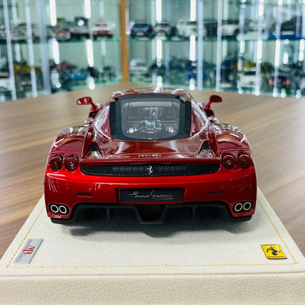 1/18 MR Collection Ferrari Enzo Rosso Efesto (deep red) black rims & red accent line - fine detailed model replica