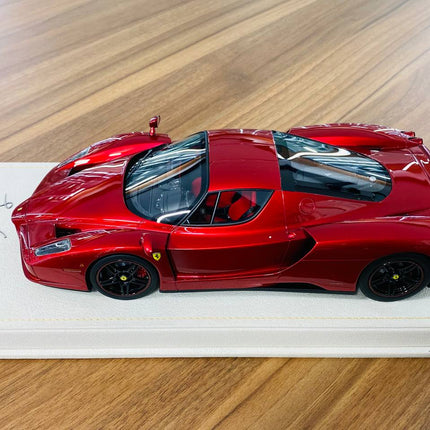 1/18 MR Collection Ferrari Enzo Rosso Efesto (deep red) black rims & red accent line - collector edition scale model